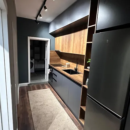 Amazon House 8 Holiday home Tirana